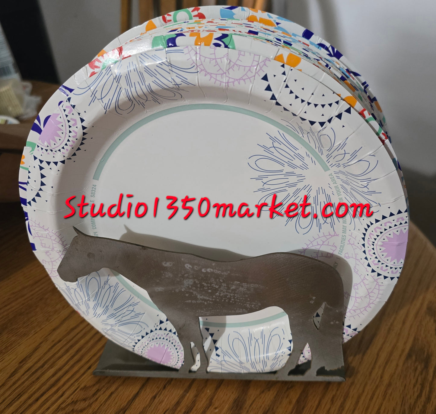 Paper plate holder quarter horse